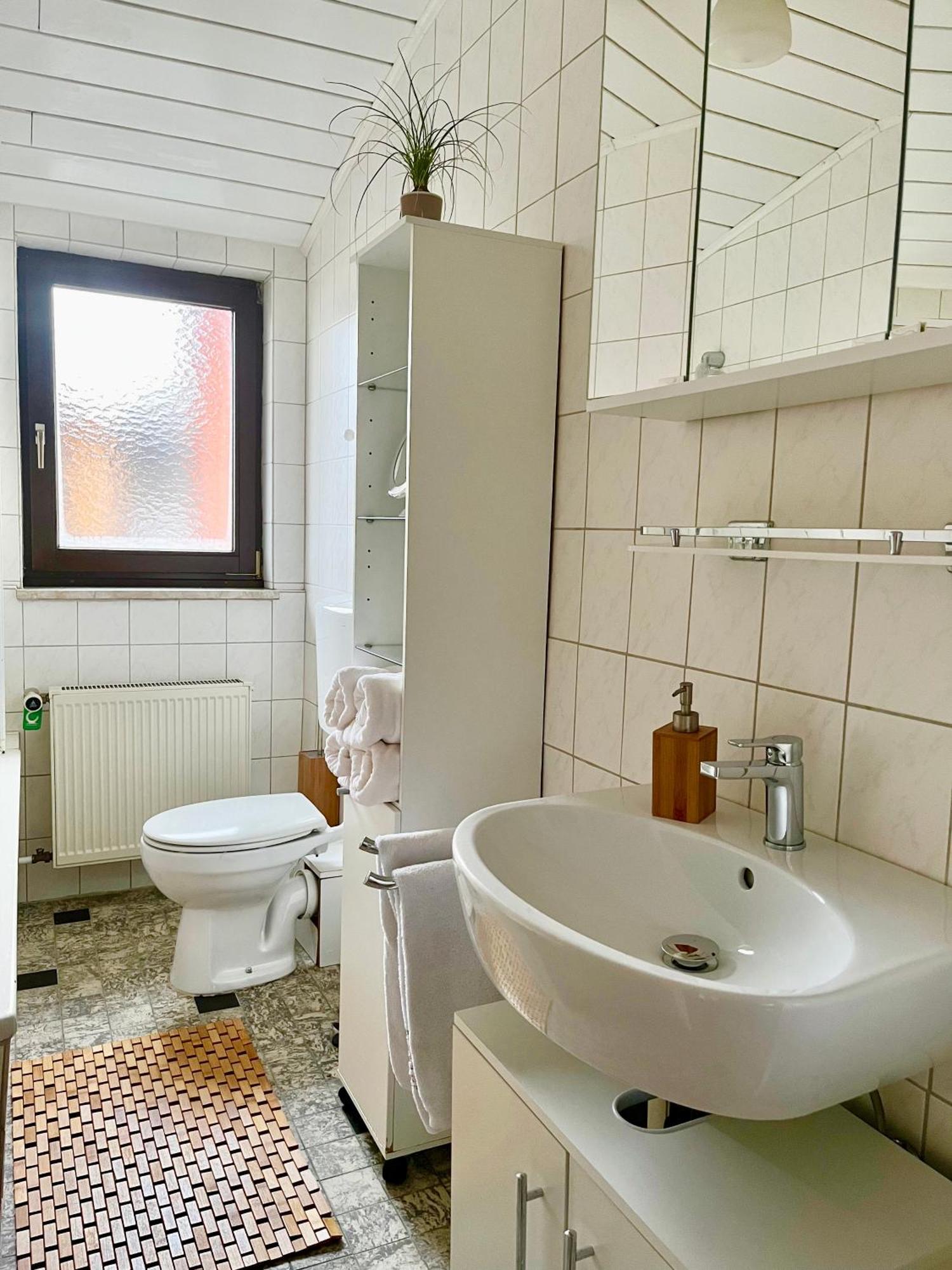 Casa Inn Parkview - Relax & Chill - Perfect For Business Travel, Weekend Trip, Family&Friends, Dogs Lover, Romance, Layover Or Longstay Limburg an der Lahn Bagian luar foto